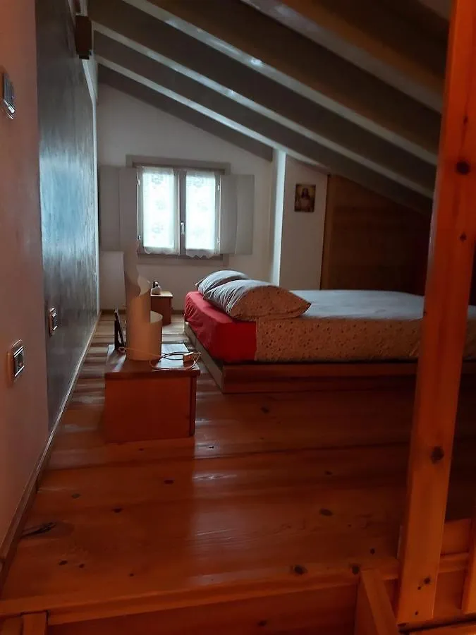 Graziosa E Confortevole Baita Di Montagna Gerola Alta Italia